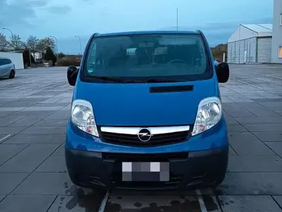 Gebraucht Opel Vivaro 90 PS (66 kW) 2009 Blau Van / Kleinbus
