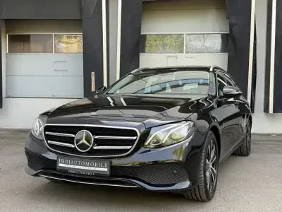Gebraucht Mercedes E300 Avantgarde 194 PS (142 kW) 2020 Schwarz Limousine