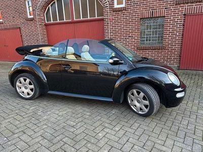 Gebraucht VW New Beetle Highline 116 PS (85 kW) 2005 Schwarz Kleinwagen