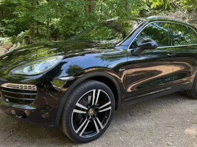 Gebraucht Porsche Cayenne 245 PS (180 kW) 2014 Schwarz SUV