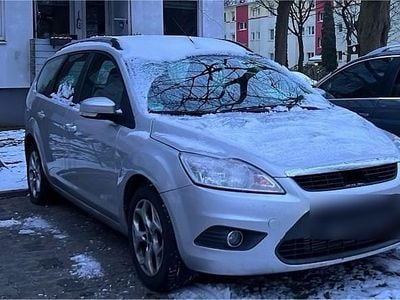 Silber Gebraucht 2008 Ford Focus Kombi | 2.200 € (Guter Preis)