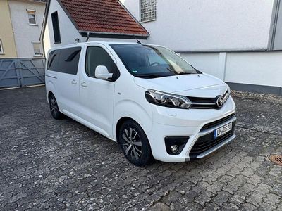 Gebraucht Toyota Proace Executive 177 PS (130 kW) 2018 Weiß Van / Kleinbus