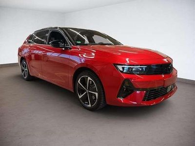 Peperoncino red metallic Gebraucht 2024 Opel Astra Kombi | 27.900 € (Etwas zu teuer)