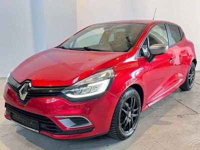 Gebraucht Renault Clio IV Life 118 PS (86 kW) 2018 Rot Kleinwagen