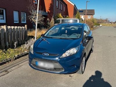 Gebraucht Ford Fiesta 60 PS (44 kW) 2010 Blau Kleinwagen
