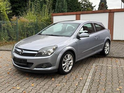 Opel Astra GTC
