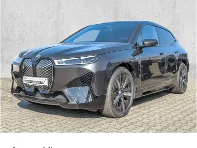Begagnad BMW iX Sport Line 300 kW (408 HK) 2023 Grå SUV