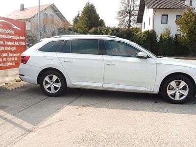 Gebraucht Skoda Superb Style 150 PS (110 kW) 2022 Weiß Kombi