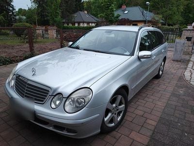 Mercedes E220
