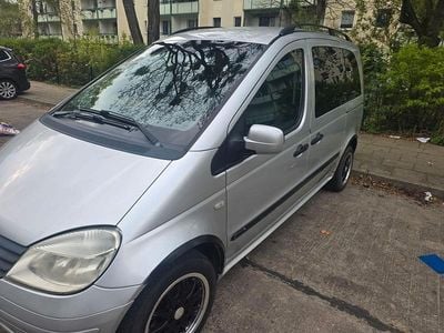 Usata Mercedes Vaneo 102 CV (75 kW) 2003 Grigio Monovolume