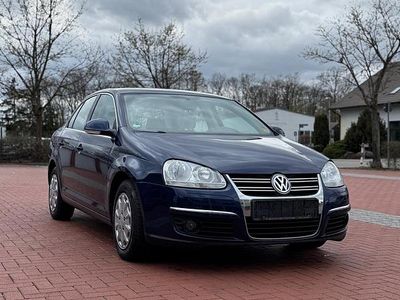 Gebraucht VW Jetta 116 PS (85 kW) 2006 Blau Limousine