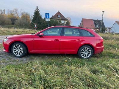 gebraucht Audi A4 in Rot