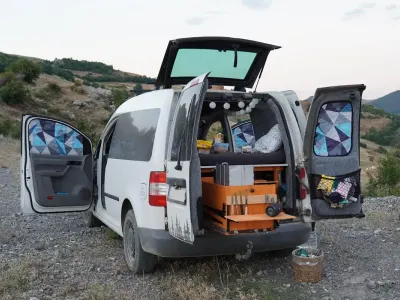Gebraucht VW Caddy 105 PS (77 kW) 2007 Weiß Van / Kleinbus