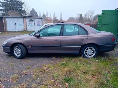 Opel Omega