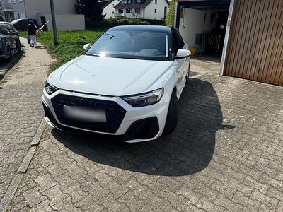 Second-hand Audi A1 150 CP (110 kW) 2023 Alb SUV