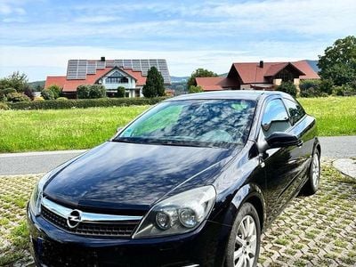 Opel Astra GTC