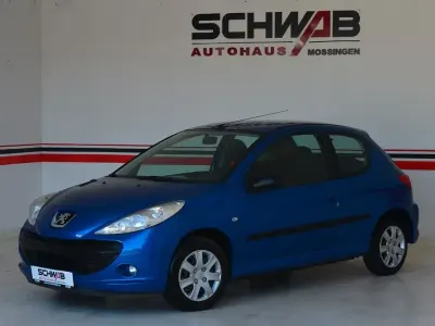 Gebraucht Peugeot 206+ 73 PS (53 kW) 2011 Blau Kleinwagen