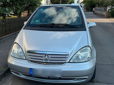 Mercedes A210