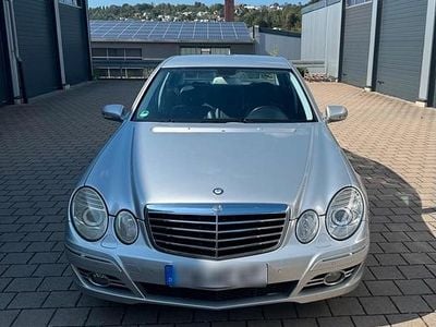 Mercedes E200