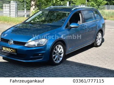 Gebraucht VW Golf VII Highline 150 PS (110 kW) 2015 Blau Kombi