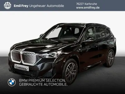 Gebraucht BMW iX1 M Sport 230 kW (313 PS) 2025 Saphirschwarz metallic SUV
