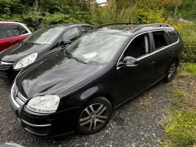 Gebraucht VW Golf V Sportline 140 PS (102 kW) 2008 Deep black perleffekt Kombi