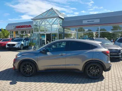Gebraucht Honda HR-V Sport 182 PS (133 kW) 2020 Platinum gray m. SUV