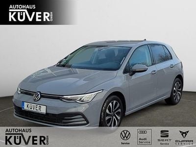 Grau Gebraucht 2022 VW Golf VIII Life | 17.205 € (Guter Preis)