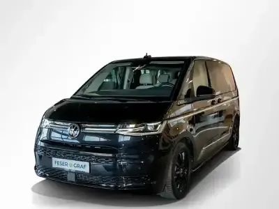 Gebraucht VW Multivan 150 PS (110 kW) 2025 Deep black perleffekt Van / Kleinbus