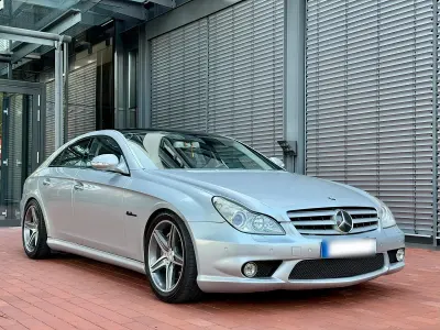Gebraucht Mercedes CLS63 AMG AMG 514 PS (378 kW) 2007 Silber Coupé
