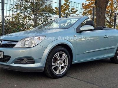 Usata Opel Astra Cabriolet 140 CV (102 kW) 2008 "eisberg" Cabrio