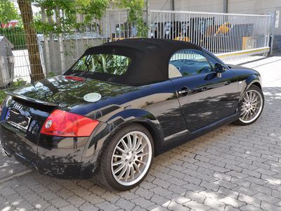 Gebraucht Audi TT Roadster 204 PS (150 kW) 2001 Schwarz Cabrio