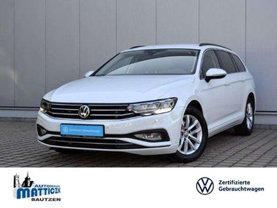 Gebraucht VW Passat Business 150 PS (110 kW) 2020 Weiß (pure white) Kombi