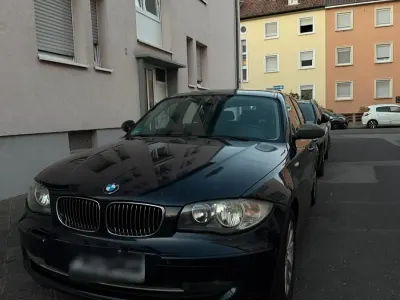 Gebraucht BMW 116 122 PS (89 kW) 2008 Blau Kleinwagen