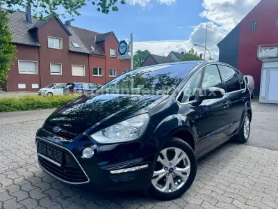 Gebraucht Ford S-MAX Titanium 140 PS (102 kW) 2013 Schwarz Van / Kleinbus