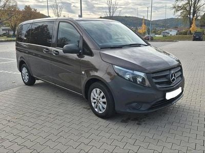 Braun Gebraucht 2018 Mercedes Vito Van | 29.500 € (Teuer)