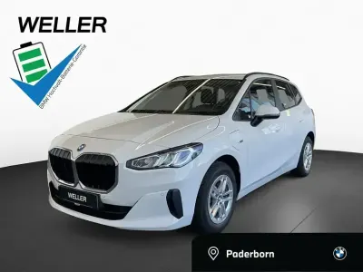 Gebraucht BMW 225 Active Tourer Performance 245 PS (180 kW) 2022 Alpinweiss iii (weiß) Van / Kleinbus