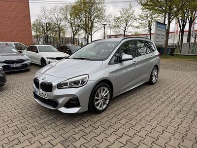 Używany BMW 220 M Sport 190 KM (139 kW) 2021 Srebrny Minivan