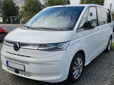 Gebraucht VW Multivan Style 204 PS (150 kW) 2023 Weiß Van / Kleinbus