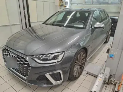 Gebraucht Audi S4 Sport 341 PS (250 kW) 2021 Grau Kombi