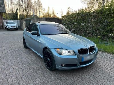 Gebraucht BMW 330 245 PS (180 kW) 2010 Blau Limousine