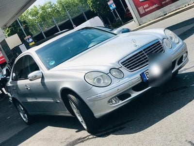 Mercedes E240