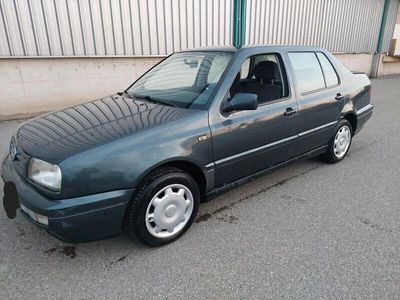 gebraucht VW Vento 1,6 1998 Klima 166tkm TÜV Neu