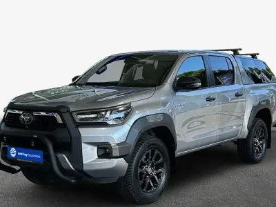 Gebraucht Toyota HiLux 204 PS (150 kW) 2024 Silber Pickup