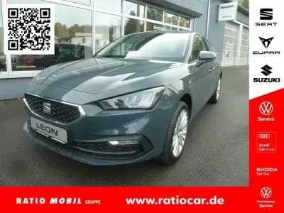 Gebraucht Seat Leon Style 150 PS (110 kW) 2024 Fjord blau Limousine