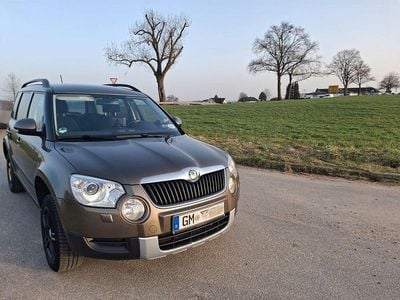 Gebraucht Skoda Yeti Family 140 PS (102 kW) 2011 Braun SUV