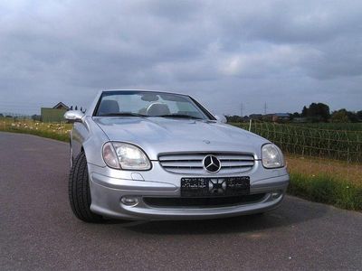 Gebraucht Mercedes SLK200 163 PS (119 kW) 2002 Silber Cabrio