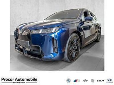Second-hand BMW iX M Sport 400 kW (544 CP) 2025 Albastru SUV