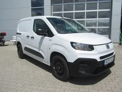 Gebraucht Fiat Doblò 102 PS (75 kW) 2025 Bianco Van / Kleinbus