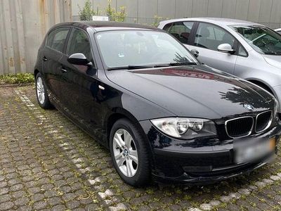 Second-hand BMW 116 122 CP (89 kW) 2009 Negru Hatchback